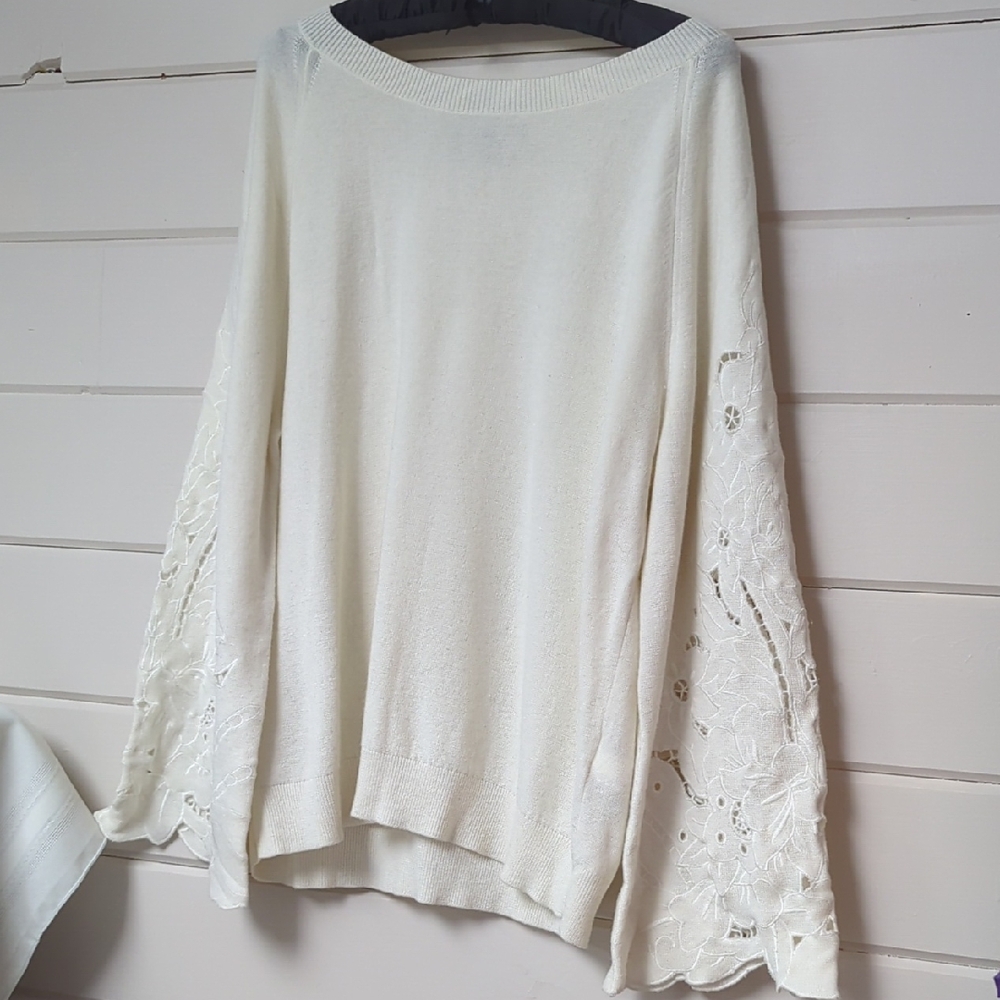 Banana Republic Cream Knit Sweater